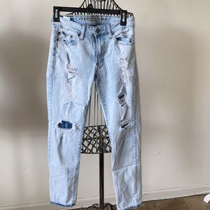 American Eagle Distressed Light Blue Jeans